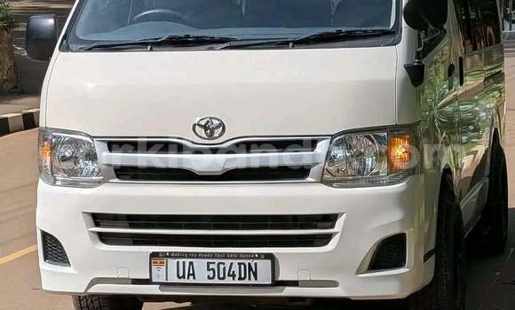 Buy Used Toyota Hiace White Car in Kampala in Uganda