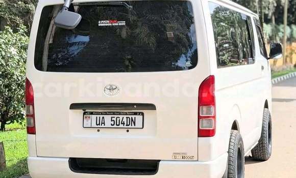 Buy Used Toyota Hiace White Car in Kampala in Uganda Buy Used Toyota Hiace White Car in Kampala in Uganda