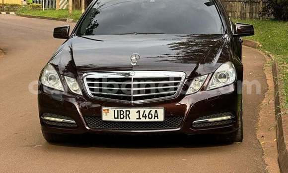 Buy Used Mercedes-Benz E-Classe Black Car in Kampala in Uganda