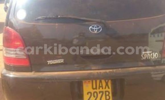 Nunua Ilio tumika Toyota Spacio Nyeusi Gari ndani ya Kampala nchini Uganda Nunua Ilio tumika Toyota Spacio Nyeusi Gari ndani ya Kampala nchini Uganda