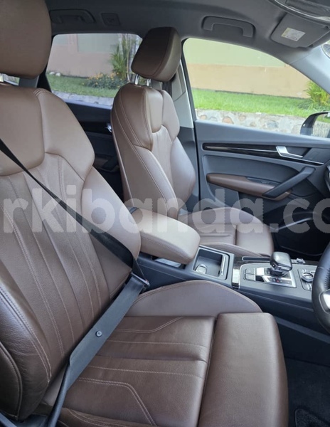 Big with watermark audi q5 uganda kampala 25474