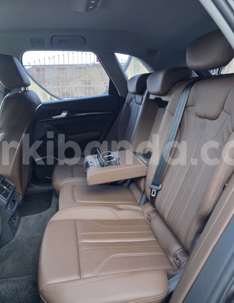 Big with watermark audi q5 uganda kampala 25474
