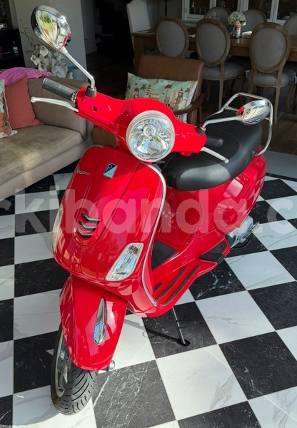 Big with watermark vespa primavera uganda kampala 25481