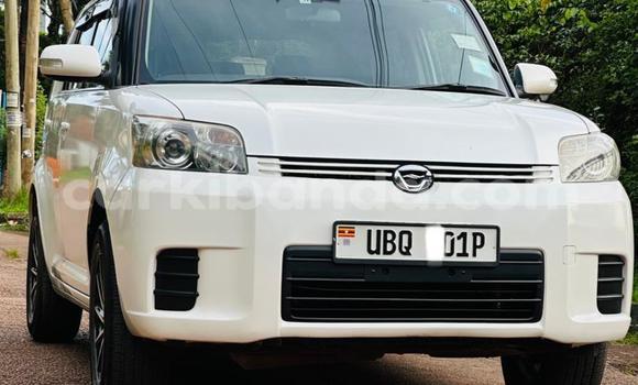 Nunua Ilio tumika Toyota Allex Nyeupe Gari ndani ya Kampala nchini Uganda Nunua Ilio tumika Toyota Allex Nyeupe Gari ndani ya Kampala nchini Uganda