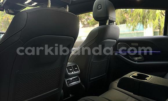 Nunua Mpya Mercedes-Benz C-Classe Nyeusi Gari ndani ya Kalangala nchini Kati Nunua Mpya Mercedes-Benz C-Classe Nyeusi Gari ndani ya Kalangala nchini Kati