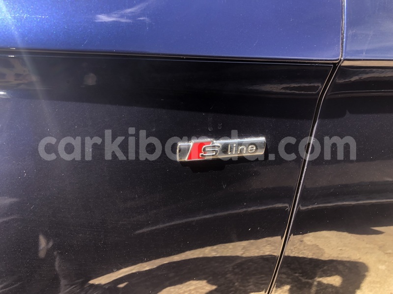 Big with watermark audi q5 uganda kampala 25485