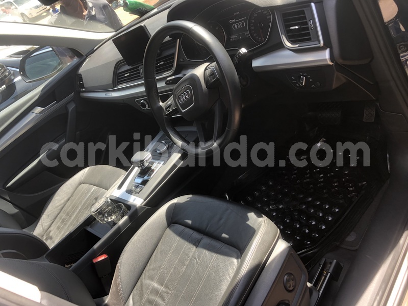 Big with watermark audi q5 uganda kampala 25485