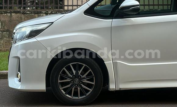 Buy New Toyota Noah White Car in Kampala in Uganda Buy New Toyota Noah White Car in Kampala in Uganda