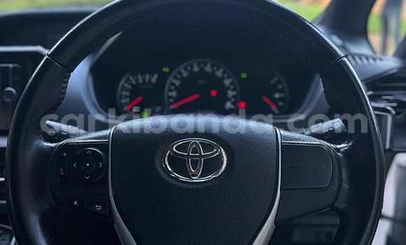 Buy New Toyota Noah White Car in Kampala in Uganda Buy New Toyota Noah White Car in Kampala in Uganda
