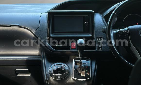 Buy New Toyota Noah White Car in Kampala in Uganda Buy New Toyota Noah White Car in Kampala in Uganda