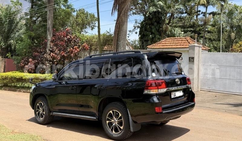 Big with watermark toyota land cruiser uganda kampala 25496
