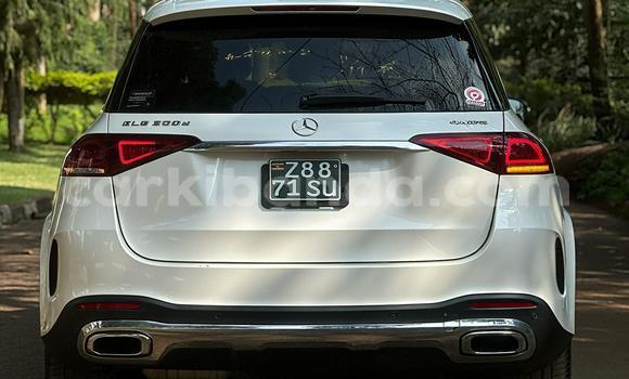 Nunua Mpya Mercedes‒Benz AMG GLE Coupe Nyeupe Gari ndani ya Kampala nchini Uganda Nunua Mpya Mercedes‒Benz AMG GLE Coupe Nyeupe Gari ndani ya Kampala nchini Uganda