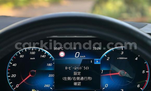 Nunua Mpya Mercedes‒Benz AMG GLE Coupe Nyeupe Gari ndani ya Kampala nchini Uganda Nunua Mpya Mercedes‒Benz AMG GLE Coupe Nyeupe Gari ndani ya Kampala nchini Uganda