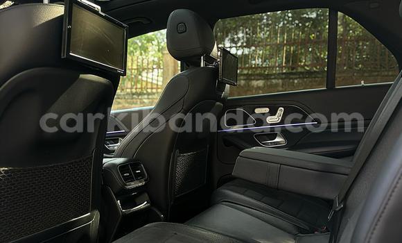 Nunua Mpya Mercedes‒Benz AMG GLE Coupe Nyeupe Gari ndani ya Kampala nchini Uganda Nunua Mpya Mercedes‒Benz AMG GLE Coupe Nyeupe Gari ndani ya Kampala nchini Uganda
