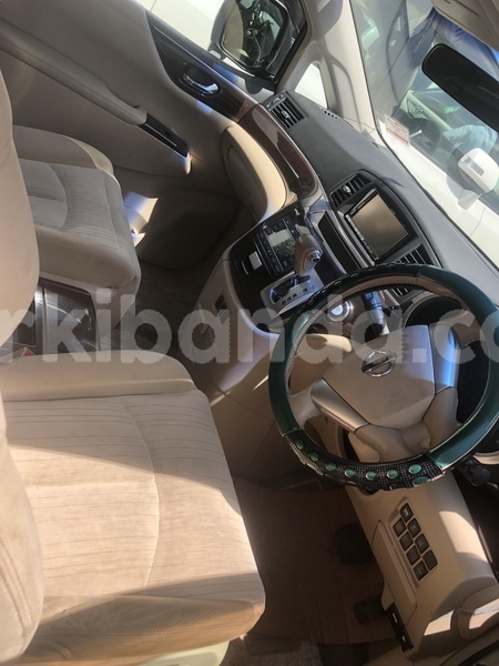 Big with watermark nissan elgrand uganda kampala 25506