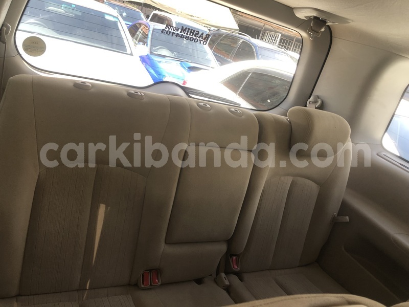 Big with watermark nissan elgrand uganda kampala 25506