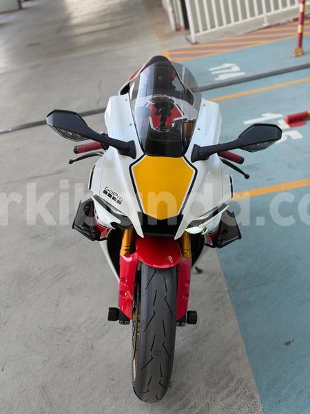 Big with watermark yamaha r1 uganda kampala 25515