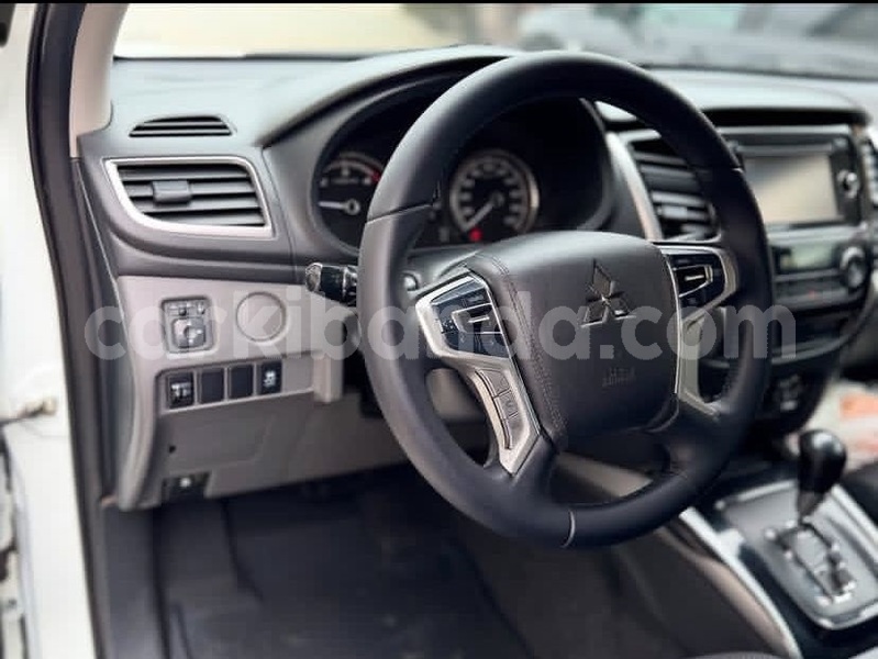 Big with watermark mitsubishi l200 uganda kampala 25516