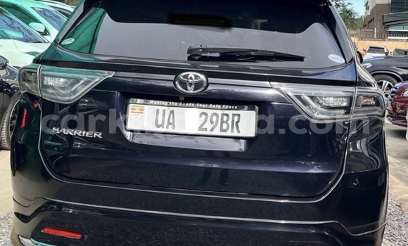 Gura Nshya Toyota Harrier Black Imodoka i Kampala mu Uganda Gura Nshya Toyota Harrier Black Imodoka i Kampala mu Uganda