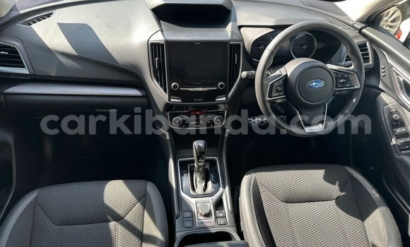 Gura Nshya Subaru Forester Black Imodoka i Kampala mu Uganda Gura Nshya Subaru Forester Black Imodoka i Kampala mu Uganda
