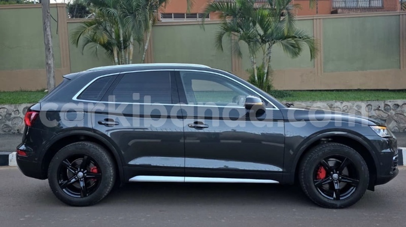 Big with watermark audi q5 uganda kampala 25528