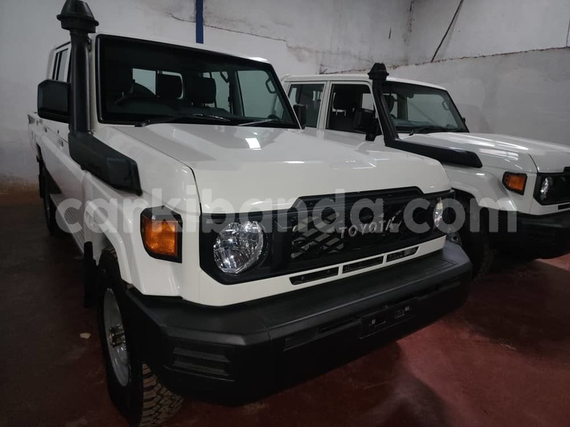 Big with watermark toyota land cruiser uganda kampala 25533