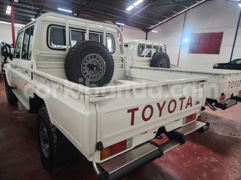 Big with watermark toyota land cruiser uganda kampala 25533