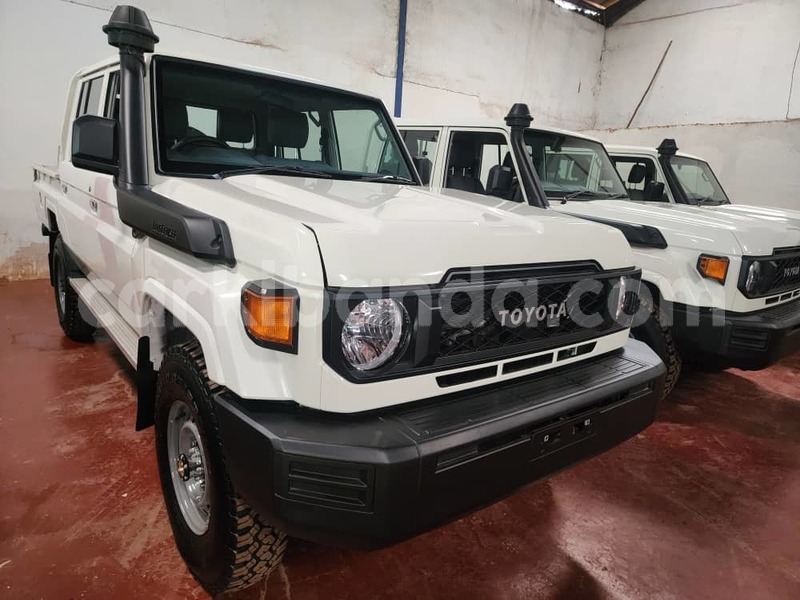 Big with watermark toyota land cruiser uganda kampala 25533