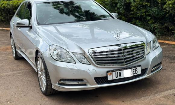 Gura Nshya Mercedes‒Benz E–Class Silver Imodoka i Kampala mu Uganda Gura Nshya Mercedes‒Benz E–Class Silver Imodoka i Kampala mu Uganda