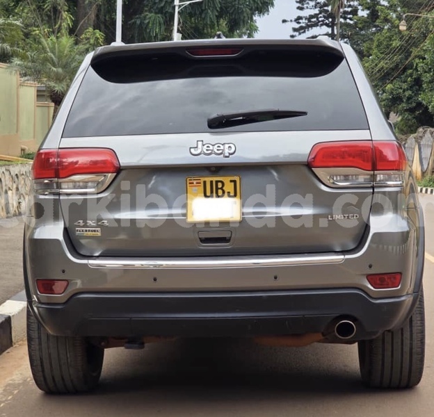 Big with watermark jeep grand cherokee uganda kampala 25535