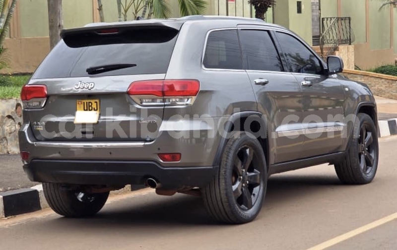 Big with watermark jeep grand cherokee uganda kampala 25535