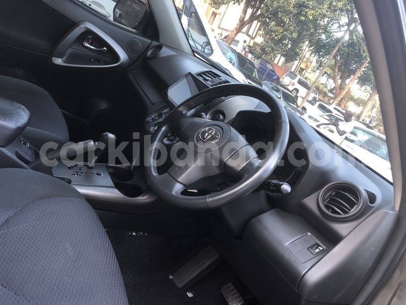 Big with watermark toyota rav4 uganda kampala 25536