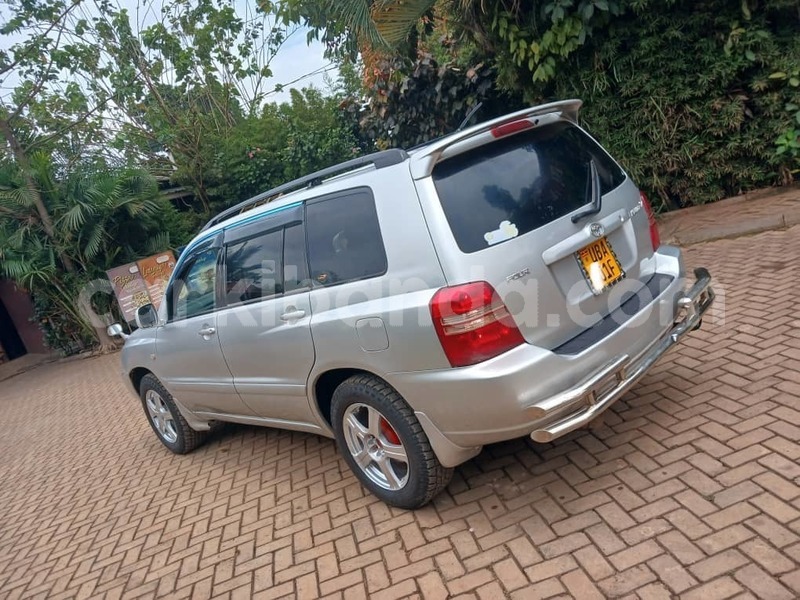 Big with watermark toyota kluger uganda kampala 25538