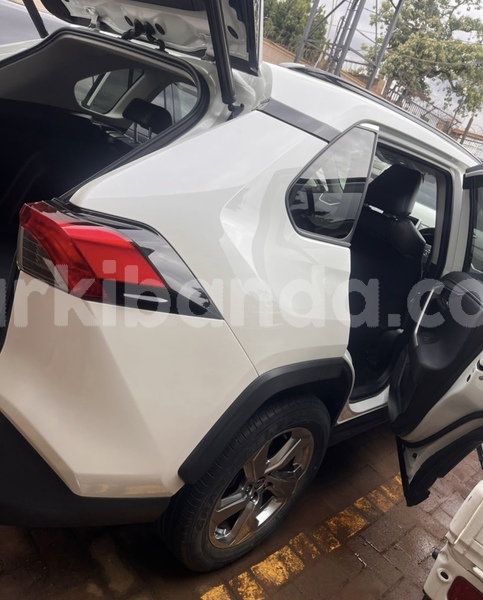 Big with watermark toyota rav4 uganda kampala 25539