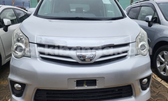 Nunua Mpya Toyota Noah Fedha Gari ndani ya Kampala nchini Uganda Nunua Mpya Toyota Noah Fedha Gari ndani ya Kampala nchini Uganda