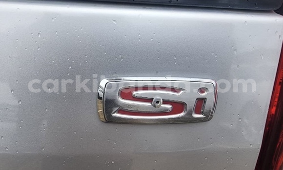 Nunua Mpya Toyota Noah Fedha Gari ndani ya Kampala nchini Uganda Nunua Mpya Toyota Noah Fedha Gari ndani ya Kampala nchini Uganda
