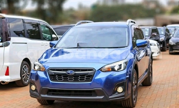 Nunua Ilio tumika Subaru XV Fedha Gari ndani ya Kampala nchini Uganda Nunua Ilio tumika Subaru XV Fedha Gari ndani ya Kampala nchini Uganda