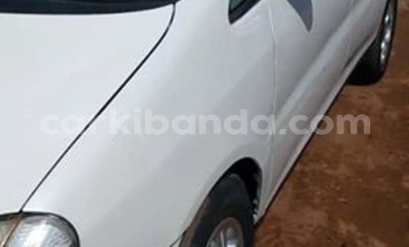 Gura Yakoze Toyota Nadia White Imodoka i Kampala mu Uganda Gura Yakoze Toyota Nadia White Imodoka i Kampala mu Uganda