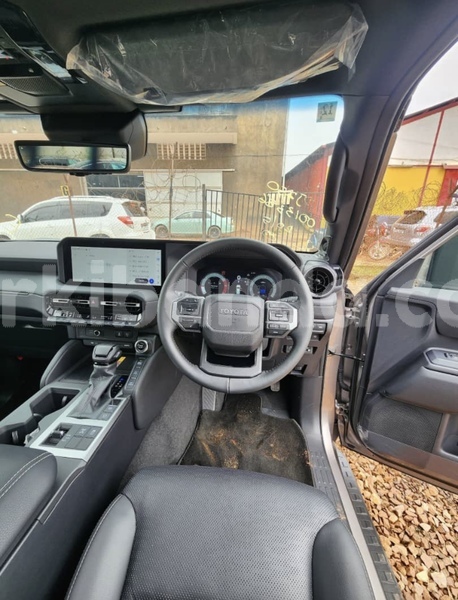 Big with watermark toyota land cruiser uganda kampala 25547