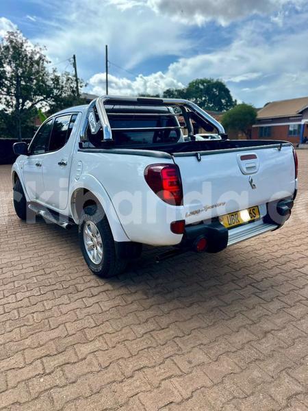 Big with watermark mitsubishi l200 uganda kampala 25550