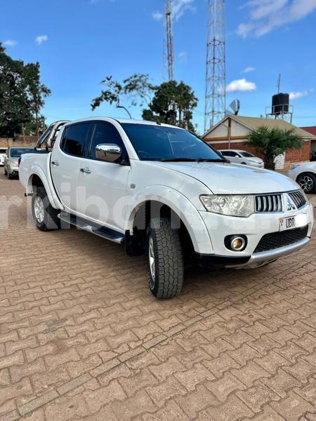 Big with watermark mitsubishi l200 uganda kampala 25550