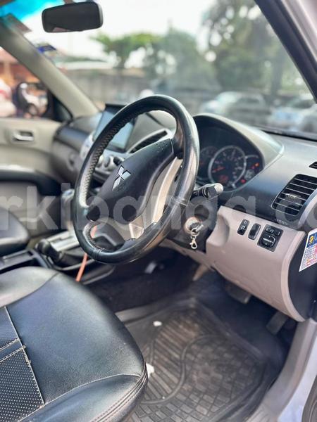 Big with watermark mitsubishi l200 uganda kampala 25550