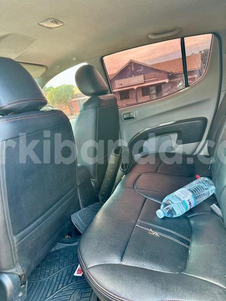 Big with watermark mitsubishi l200 uganda kampala 25550