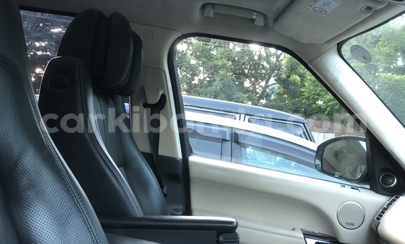 Nunua Mpya Land Rover Range Rover Evoque Fedha Gari ndani ya Kampala nchini Uganda Nunua Mpya Land Rover Range Rover Evoque Fedha Gari ndani ya Kampala nchini Uganda