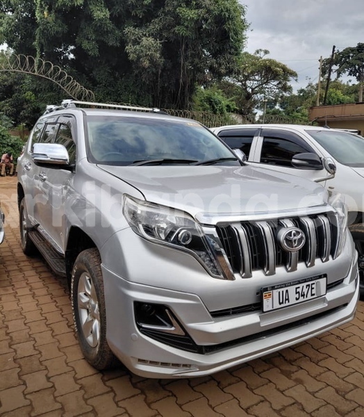 Big with watermark toyota land cruiser prado uganda kampala 25556
