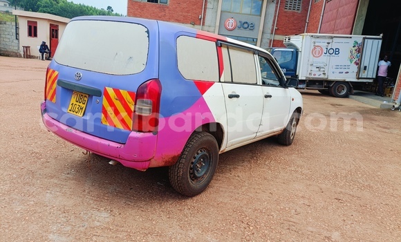 Acheter Occasion Voiture Toyota Probox Blanc à Mukono, Ouganda Acheter Occasion Voiture Toyota Probox Blanc à Mukono, Ouganda