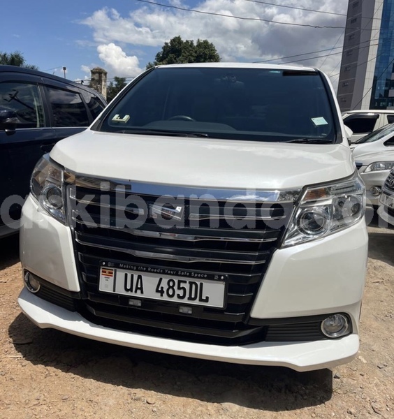 Big with watermark toyota noah uganda kampala 25567