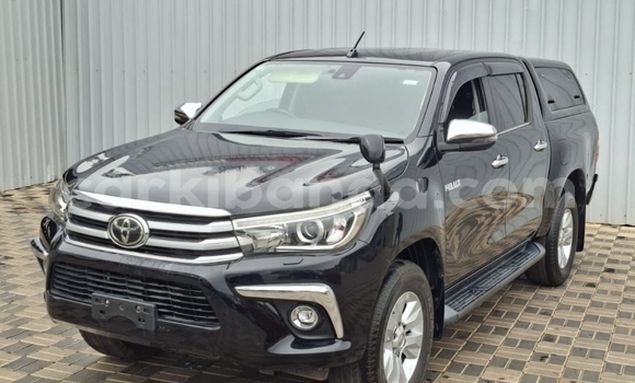 Nunua Mpya Toyota Hiluxe Revo Nyeusi Gari ndani ya Kampala nchini Uganda Nunua Mpya Toyota Hiluxe Revo Nyeusi Gari ndani ya Kampala nchini Uganda