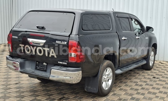 Nunua Mpya Toyota Hiluxe Revo Nyeusi Gari ndani ya Kampala nchini Uganda Nunua Mpya Toyota Hiluxe Revo Nyeusi Gari ndani ya Kampala nchini Uganda