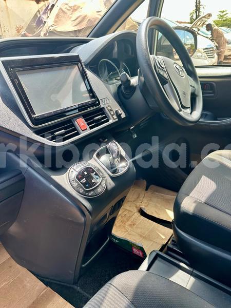 Big with watermark toyota noah uganda kampala 25571